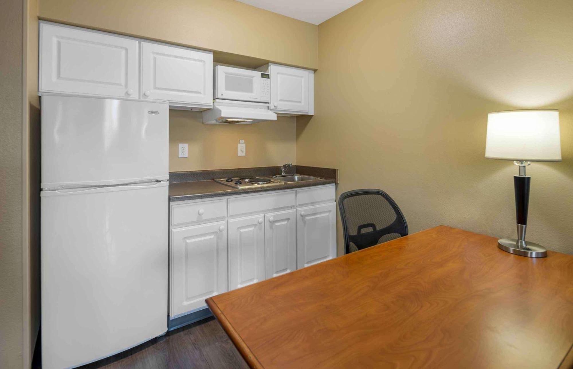 Extended Stay America Suites - Anchorage - Midtown Экстерьер фото