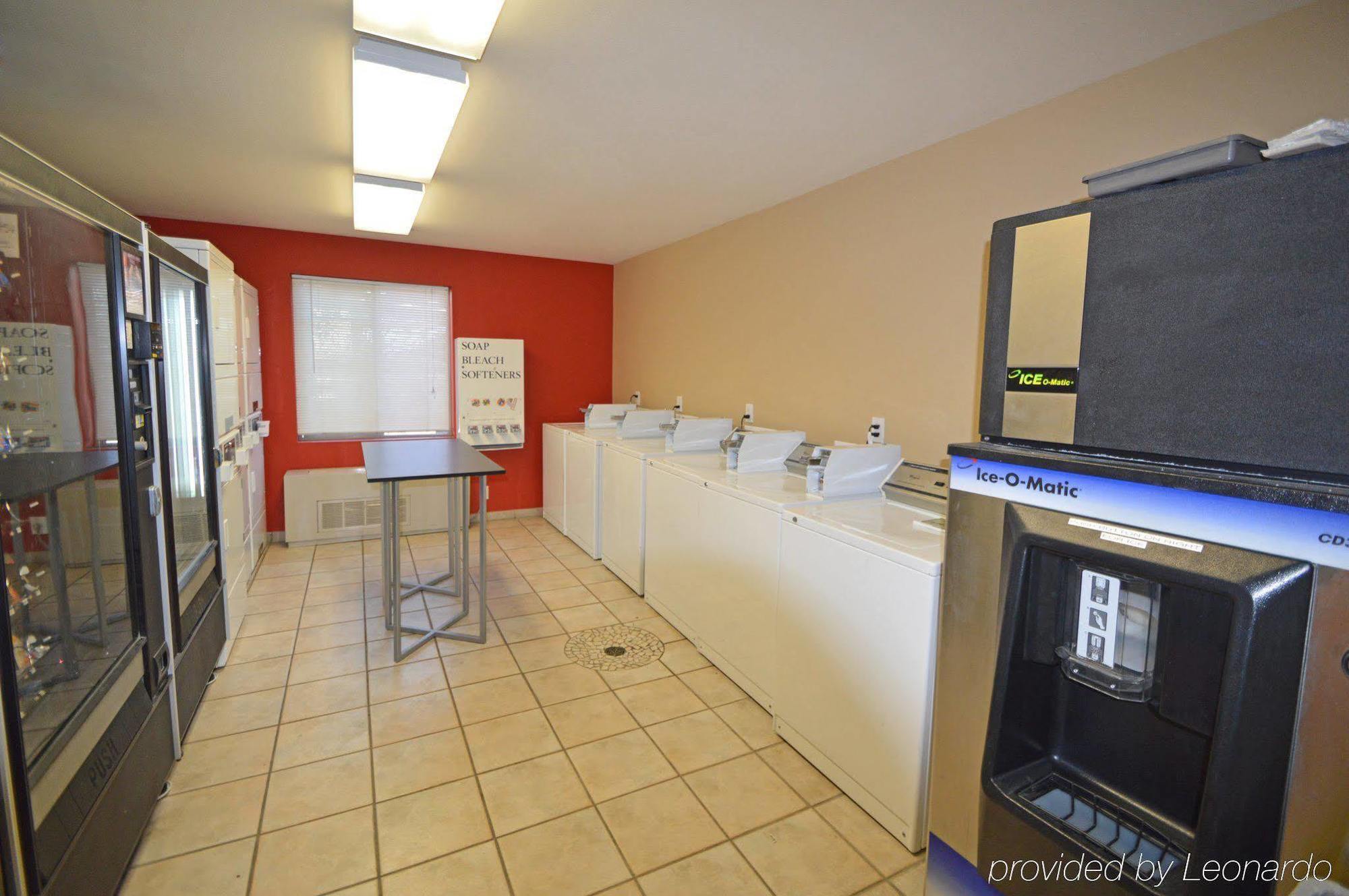 Extended Stay America Suites - Anchorage - Midtown Экстерьер фото
